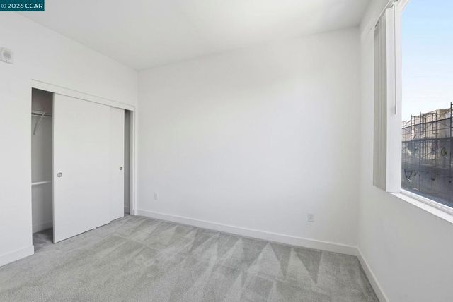 150 Uptown Cir, Oakland, CA 94607