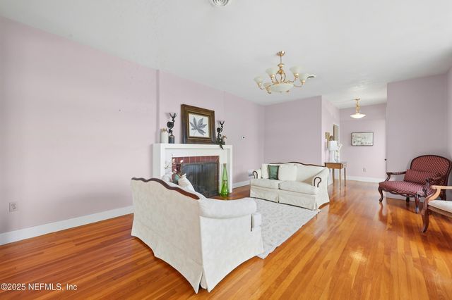 2011 CARR Street, Palatka, FL 32177