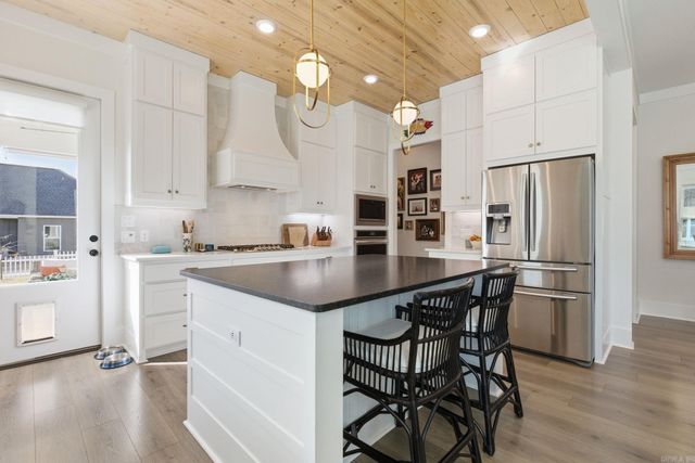 9 W Citron, Bryant, AR 72022