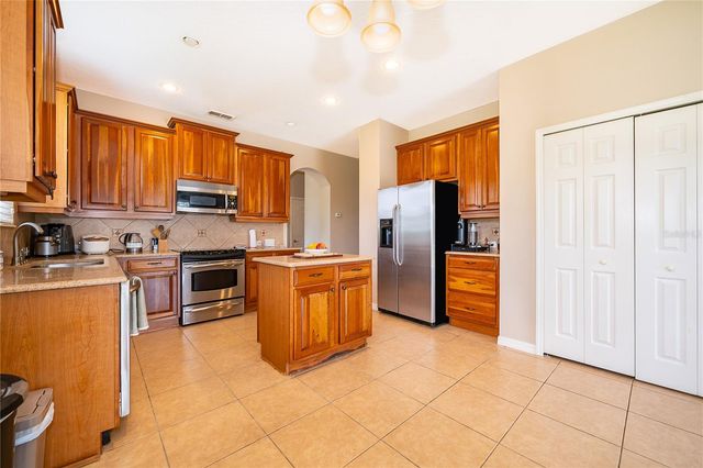 7204 MYSTIC BROOK WAY, Davenport, FL 33896