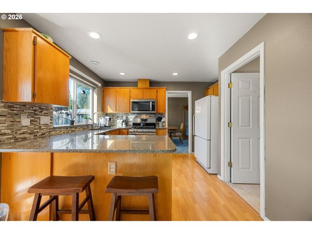 3187 Ne Glencoe Oaks Pl, Hillsboro, OR 97124