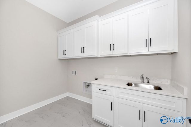 7807 Bingley Glen Court, Owens Cross Roads, AL 35763