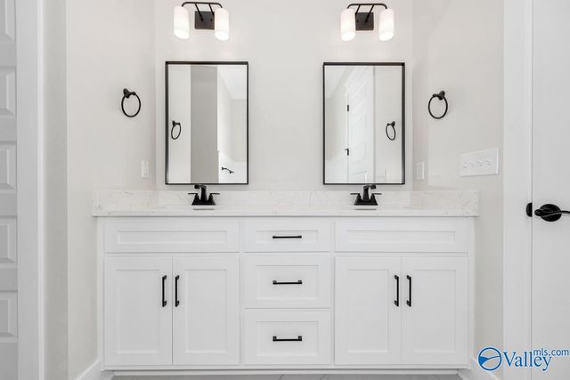 7807 Bingley Glen Court, Owens Cross Roads, AL 35763