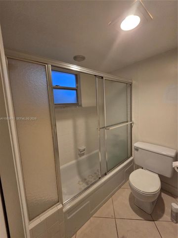 2805 Victoria Way H2, Coconut Creek, FL 33066