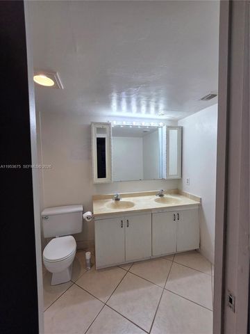 2805 Victoria Way H2, Coconut Creek, FL 33066
