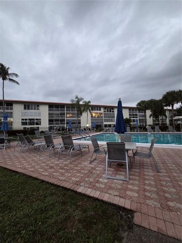 2805 Victoria Way H2, Coconut Creek, FL 33066