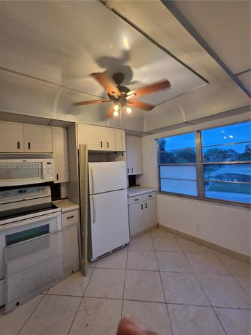 2805 Victoria Way H2, Coconut Creek, FL 33066