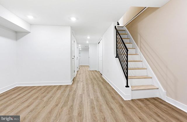 806 S 56TH ST, Philadelphia, PA 19143