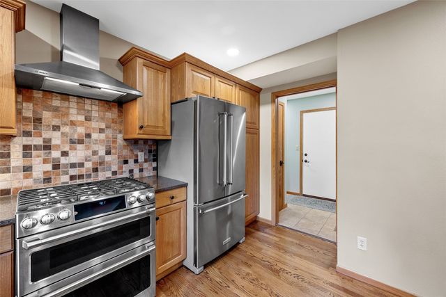 741 Arlington Dr, Iowa City, IA 52245