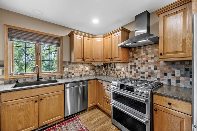 741 Arlington Dr, Iowa City, IA 52245