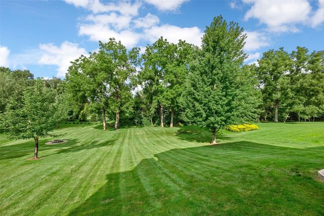 741 Arlington Dr, Iowa City, IA 52245