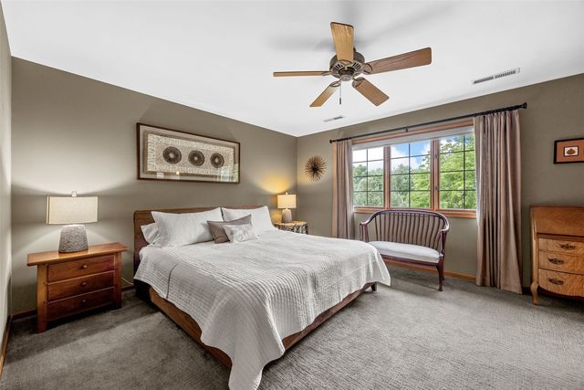 741 Arlington Dr, Iowa City, IA 52245