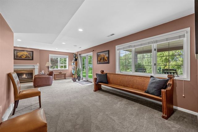 741 Arlington Dr, Iowa City, IA 52245