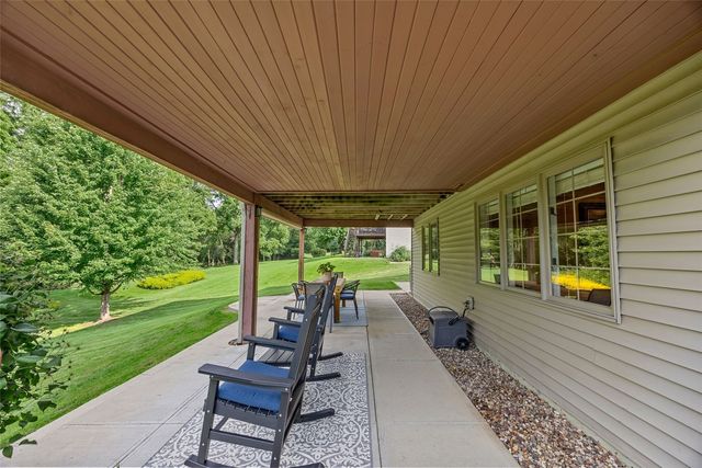 741 Arlington Dr, Iowa City, IA 52245
