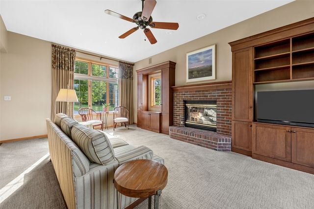 741 Arlington Dr, Iowa City, IA 52245