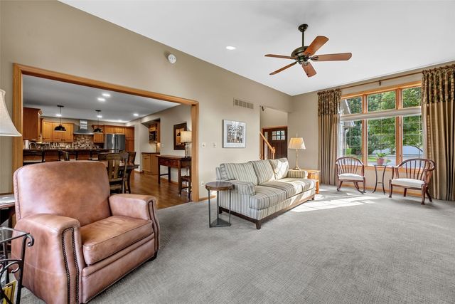 741 Arlington Dr, Iowa City, IA 52245