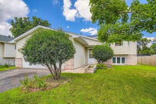 2208 84th Avenue N, Brooklyn Park, MN 55444