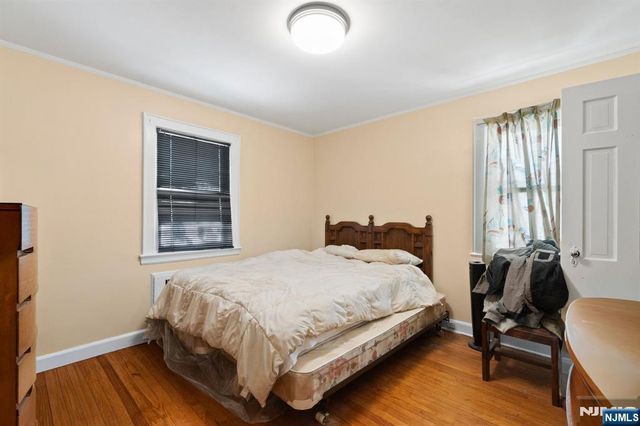 326 Eastern Parkway, Newark, NJ 07106