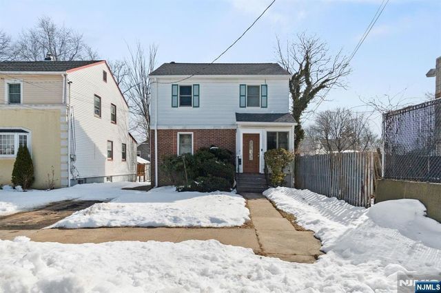 326 Eastern Parkway, Newark, NJ 07106