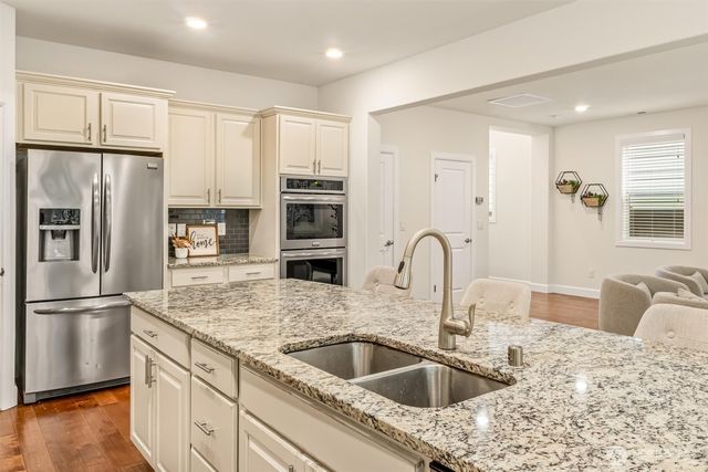 17903 33rd Avenue SE, Bothell, WA 98012