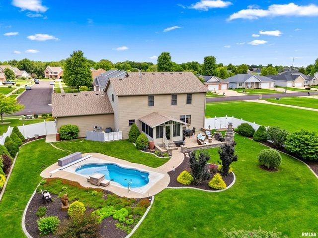 1618 SYCAMORE, Washington, IL 61571