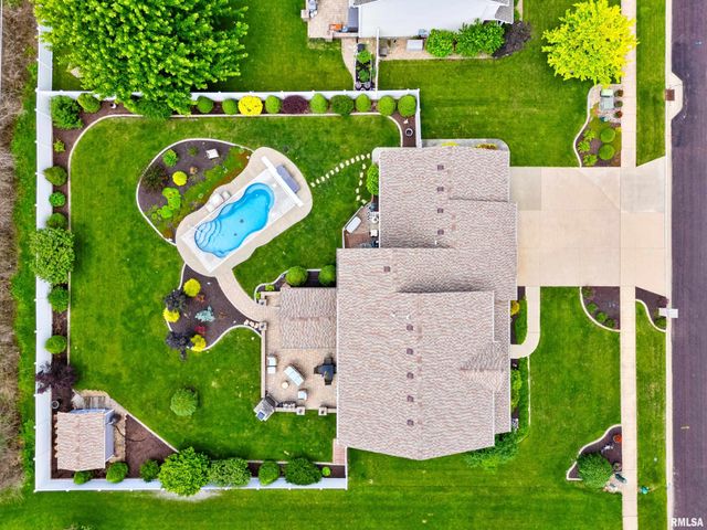 1618 SYCAMORE, Washington, IL 61571