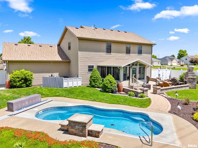 1618 SYCAMORE, Washington, IL 61571