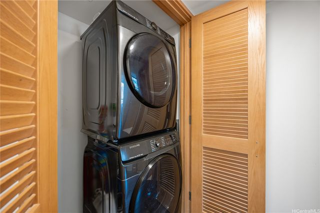 1888 Kalakaua Avenue 1701, Honolulu, HI 96815