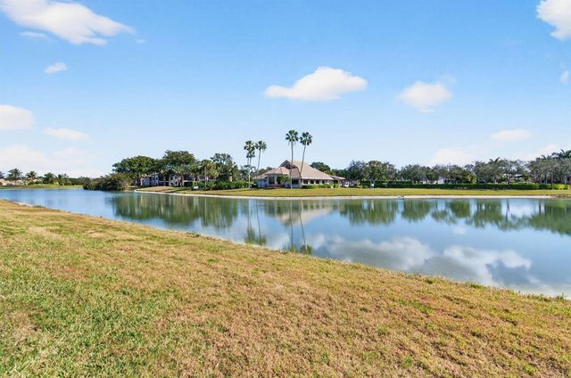 6862 Swansea Lane, Boynton Beach, FL 33472