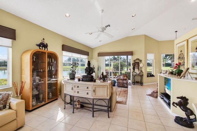 6862 Swansea Lane, Boynton Beach, FL 33472
