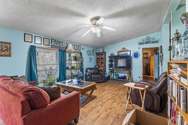 12986 Douglas Lane, Rogers, AR 72756