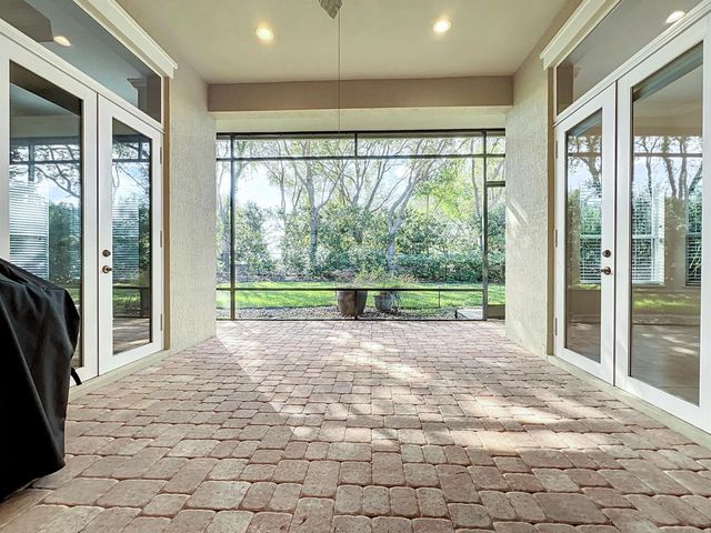 1237 River Reach Drive, Vero Beach, FL 32967