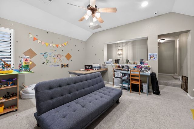 1128 Wilson Drive, Lantana, TX 76226