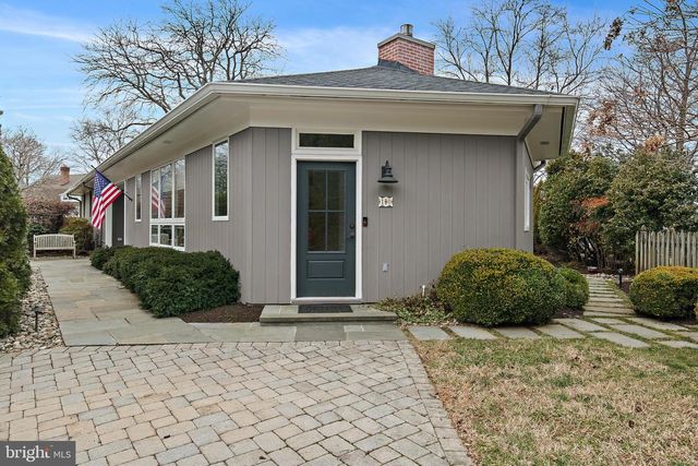 10 CARVEL RD, Annapolis, MD 21409