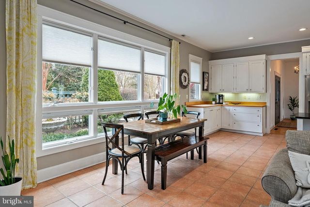 10 CARVEL RD, Annapolis, MD 21409