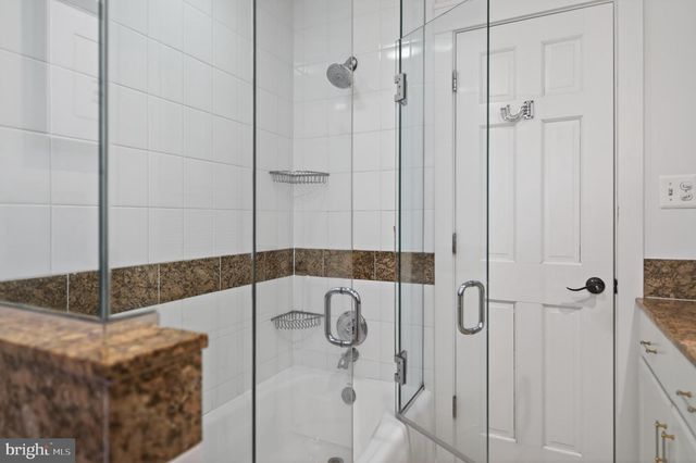 10 CARVEL RD, Annapolis, MD 21409