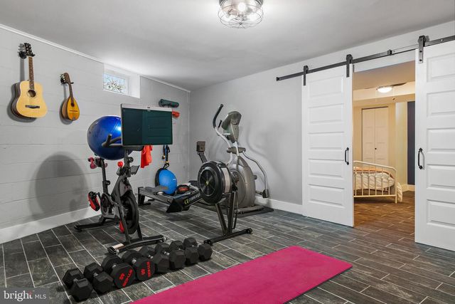 10 CARVEL RD, Annapolis, MD 21409