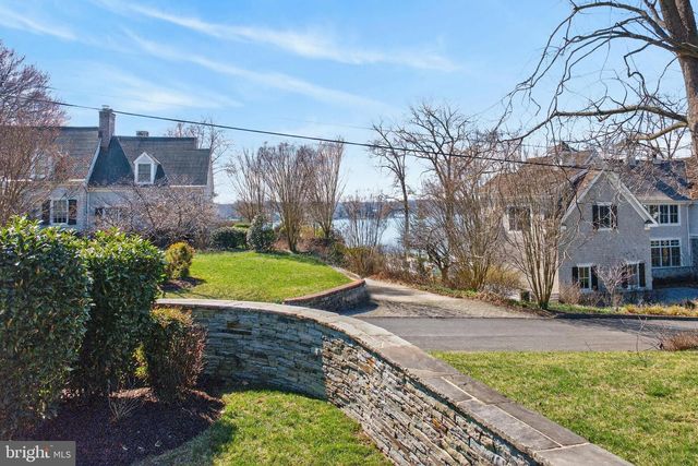 10 CARVEL RD, Annapolis, MD 21409