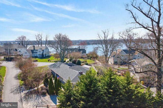 10 CARVEL RD, Annapolis, MD 21409