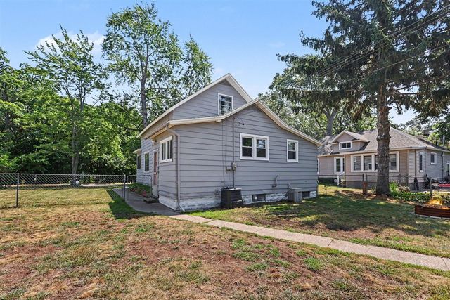2067 Addison Street, Muskegon, MI 49441