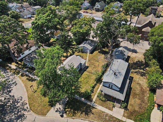 2067 Addison Street, Muskegon, MI 49441