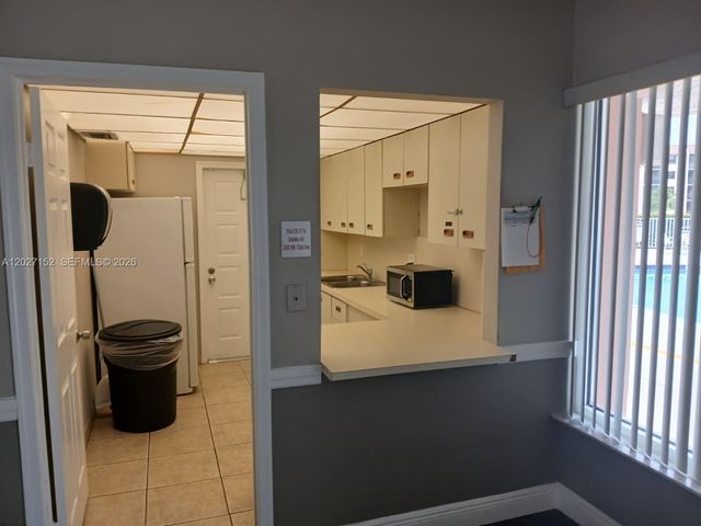 2603 NW 103rd Ave 110, Sunrise, FL 33322