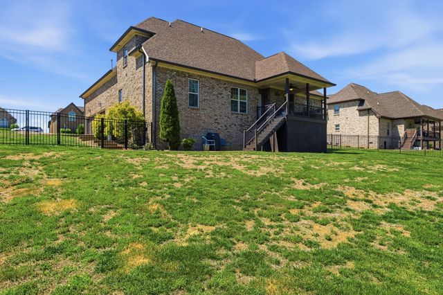 316 Ironwood Cir, Gallatin, TN 37066