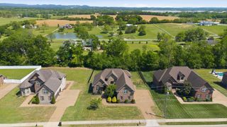 316 Ironwood Cir, Gallatin, TN 37066