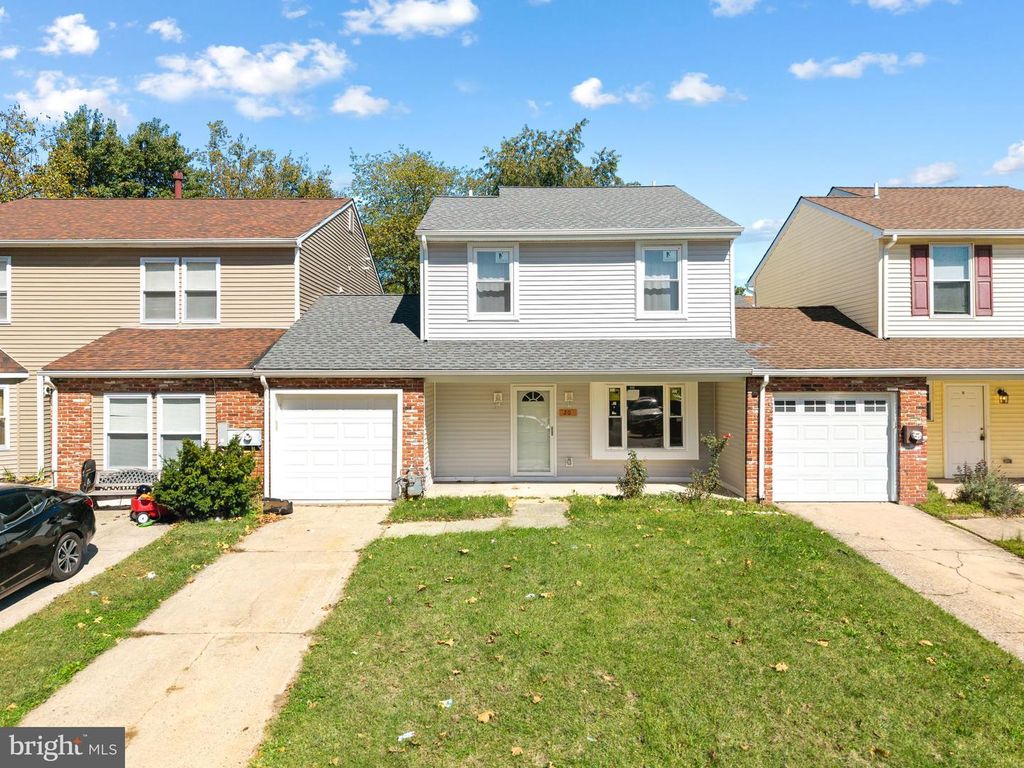 20 HARRINGTON LN, SICKLERVILLE, NJ 08081 — exterior