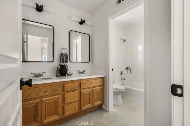 966 Apricot Way, Carson, CA 90746