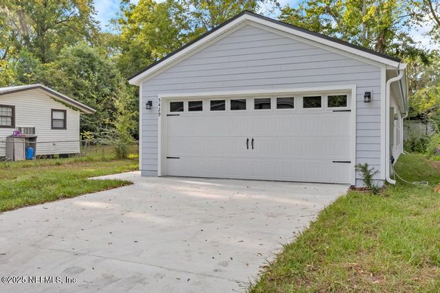 5429 AMAZON Avenue, Jacksonville, FL 32254