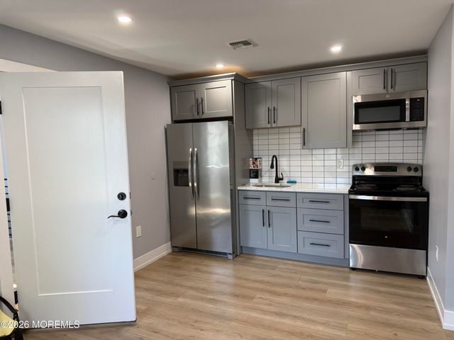 193 Liberty Street B above garage apartment, Long Branch, NJ 07740