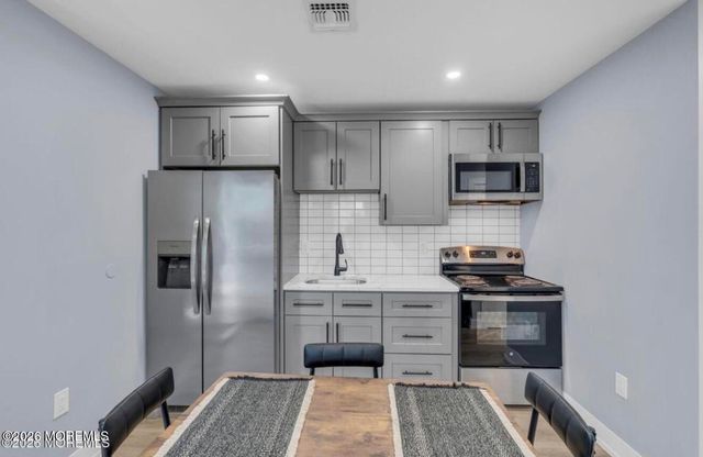 193 Liberty Street B above garage apartment, Long Branch, NJ 07740
