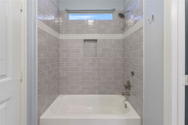 12198 Briargove Lane, Talty, TX 75126